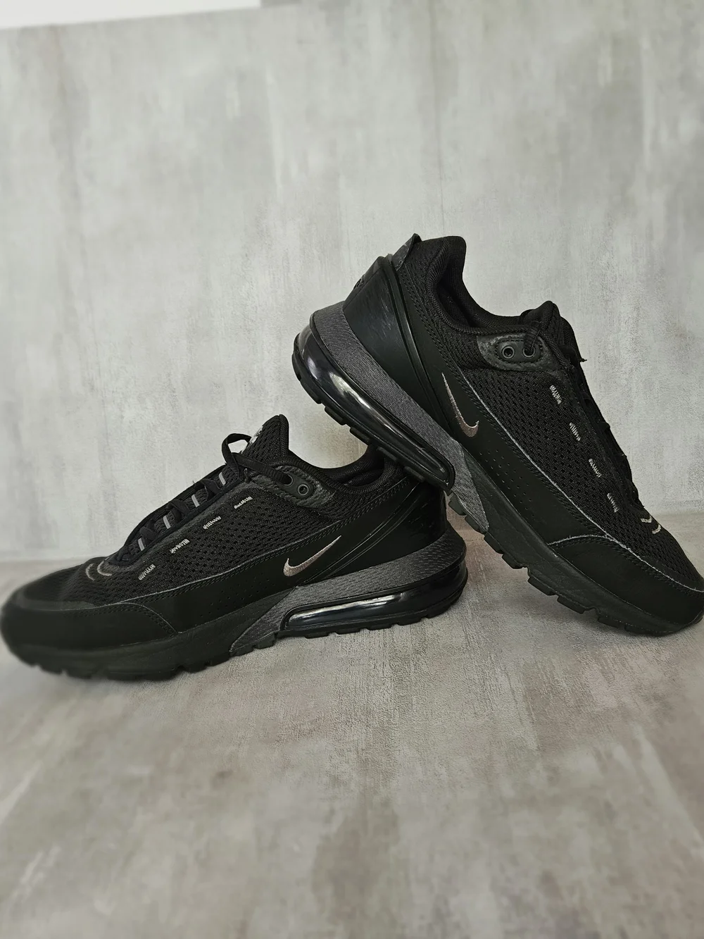 Nike Air Max Pulse 'Triple Black' Everyday Athleisure Shoes | Women Size 8.5